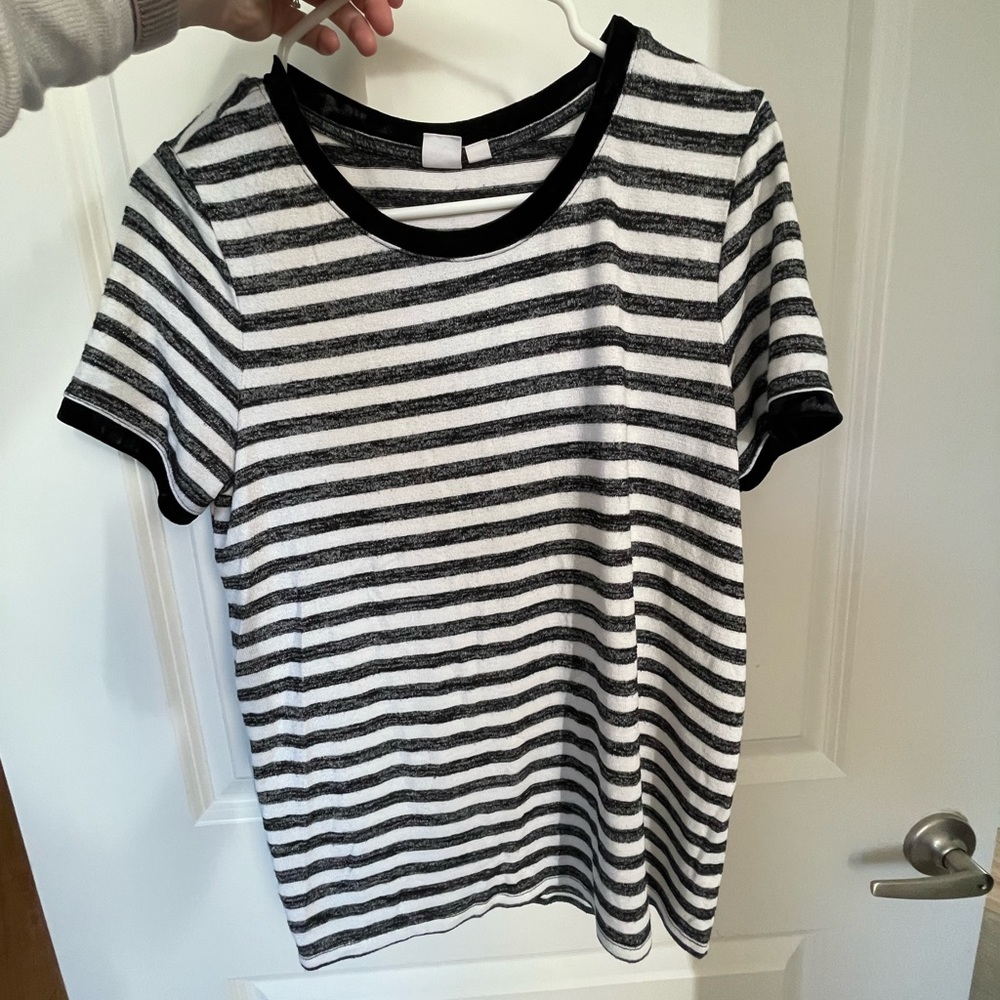 Gap tshirt